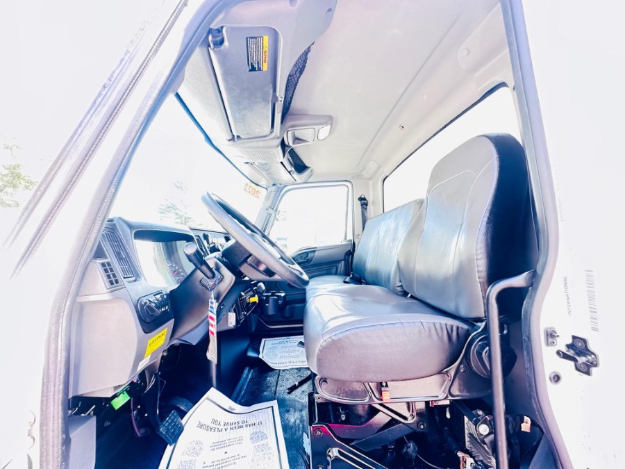 2022 International MV 26FT BOX TRUCK NON CDL LIFT GATE CUMMINS, available for sale in South Amboy, New Jersey | NJ Truck Spot. South Amboy, New Jersey 2022 International MV 26FT BOX TRUCK NON CDL LIFT GATE CUMMINS, available for sale in South Amboy, New Jersey | NJ Truck Spot. South Amboy, New Jersey