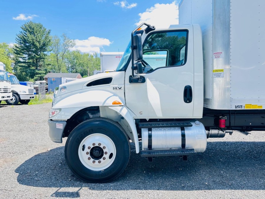 2022 International MV 26FT BOX TRUCK NON CDL LIFT GATE CUMMINS, available for sale in South Amboy, New Jersey | NJ Truck Spot. South Amboy, New Jersey 2022 International MV 26FT BOX TRUCK NON CDL LIFT GATE CUMMINS, available for sale in South Amboy, New Jersey | NJ Truck Spot. South Amboy, New Jersey
