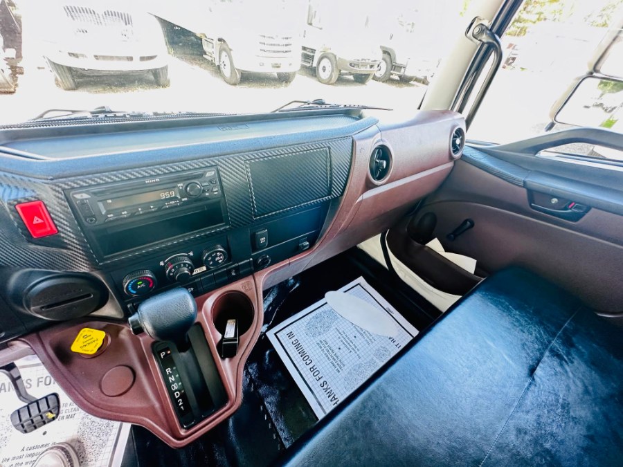 2023 HINO L6 26FT BOX + AIR SUSPENSION + LIFT GATE + NO CDL, available for sale in South Amboy, New Jersey | NJ Truck Spot. South Amboy, New Jersey 2023 HINO L6 26FT BOX + AIR SUSPENSION + LIFT GATE + NO CDL, available for sale in South Amboy, New Jersey | NJ Truck Spot. South Amboy, New Jersey