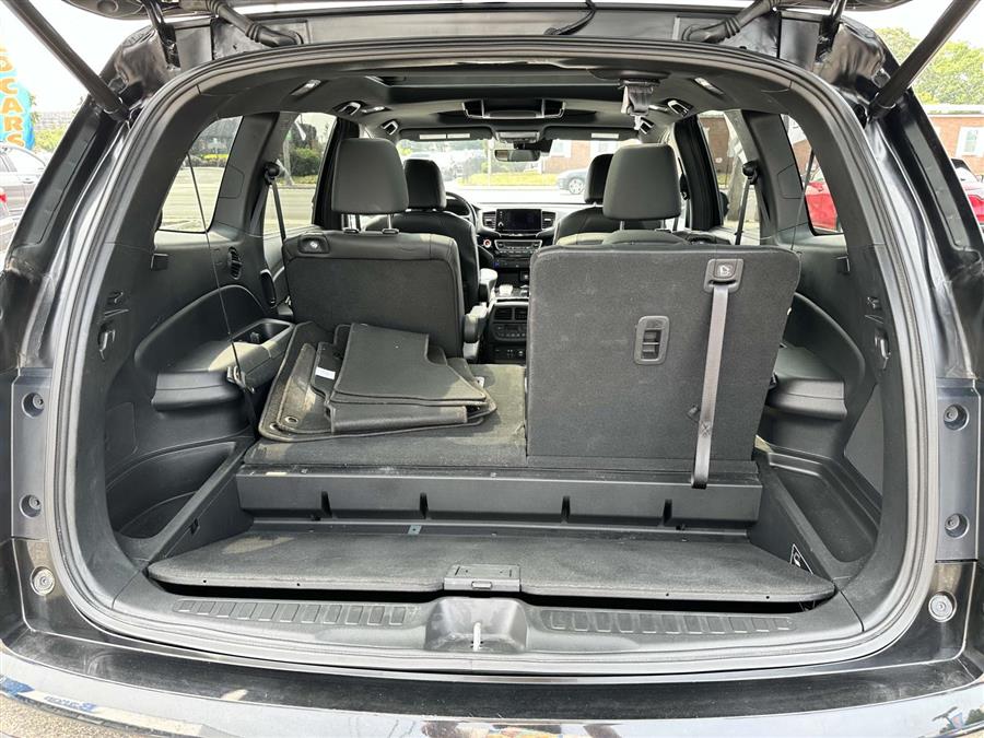 2022 Honda Pilot Black Edition, available for sale in Patchogue, New York | Baron Supercenter. Patchogue, New York 2022 Honda Pilot Black Edition, available for sale in Patchogue, New York | Baron Supercenter. Patchogue, New York