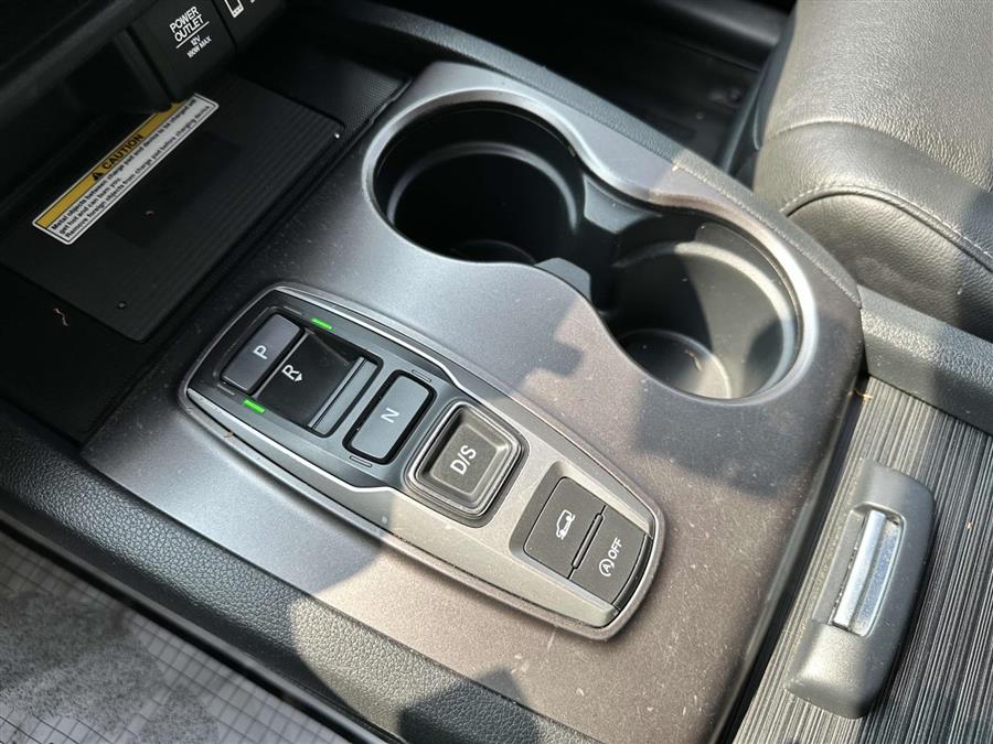 2022 Honda Pilot Special Edition, available for sale in Patchogue, New York | Baron Supercenter. Patchogue, New York 2022 Honda Pilot Special Edition, available for sale in Patchogue, New York | Baron Supercenter. Patchogue, New York