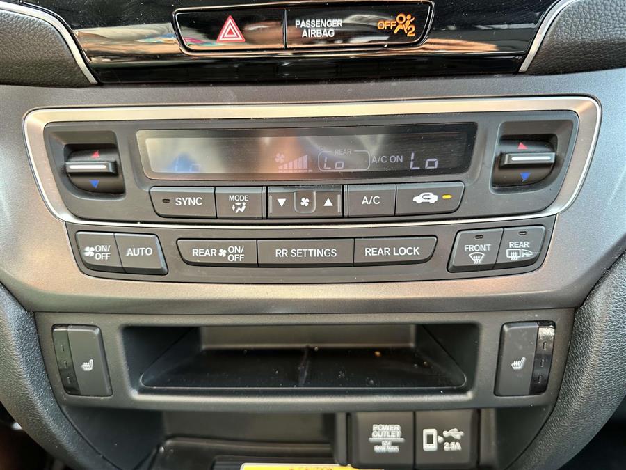 2022 Honda Pilot Special Edition, available for sale in Patchogue, New York | Baron Supercenter. Patchogue, New York 2022 Honda Pilot Special Edition, available for sale in Patchogue, New York | Baron Supercenter. Patchogue, New York