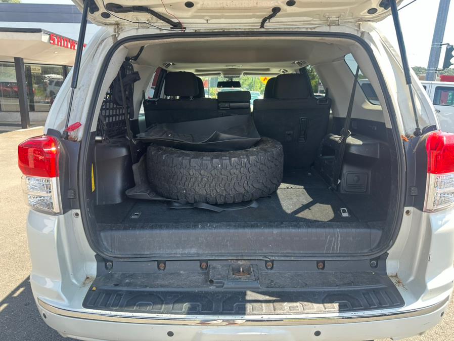 2011 Toyota 4Runner 4WD 4dr V6 SR5 (Natl), available for sale in West Hartford, Connecticut | AutoMax. West Hartford, Connecticut 2011 Toyota 4Runner 4WD 4dr V6 SR5 (Natl), available for sale in West Hartford, Connecticut | AutoMax. West Hartford, Connecticut
