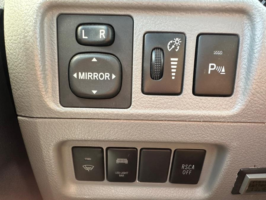 2011 Toyota 4Runner 4WD 4dr V6 SR5 (Natl), available for sale in West Hartford, Connecticut | AutoMax. West Hartford, Connecticut 2011 Toyota 4Runner 4WD 4dr V6 SR5 (Natl), available for sale in West Hartford, Connecticut | AutoMax. West Hartford, Connecticut