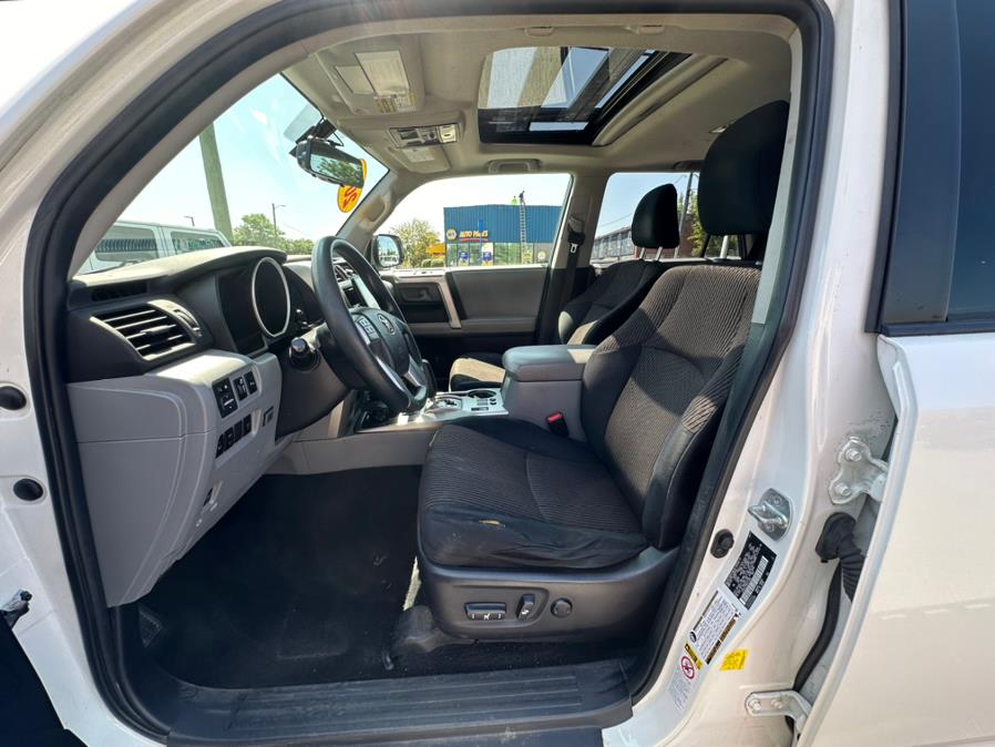 2011 Toyota 4Runner 4WD 4dr V6 SR5 (Natl), available for sale in West Hartford, Connecticut | AutoMax. West Hartford, Connecticut 2011 Toyota 4Runner 4WD 4dr V6 SR5 (Natl), available for sale in West Hartford, Connecticut | AutoMax. West Hartford, Connecticut