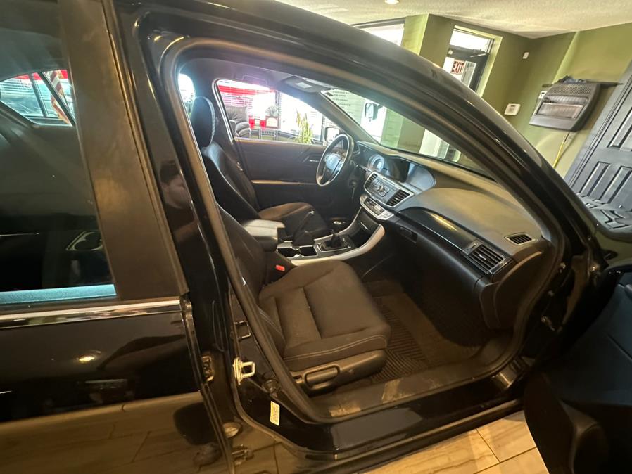 2015 Honda Accord Sedan 4dr I4 Man Sport, available for sale in West Hartford, Connecticut | AutoMax. West Hartford, Connecticut 2015 Honda Accord Sedan 4dr I4 Man Sport, available for sale in West Hartford, Connecticut | AutoMax. West Hartford, Connecticut