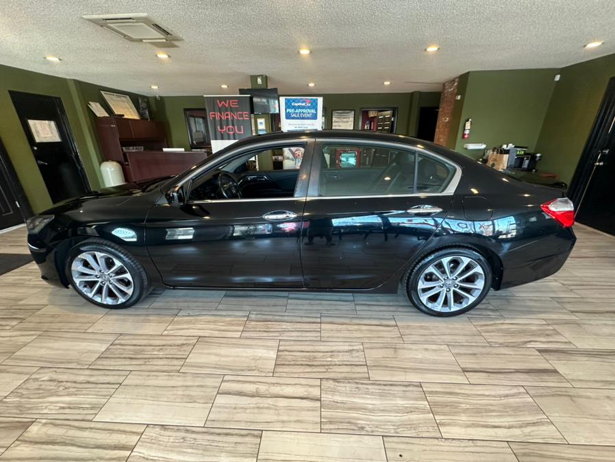 2015 Honda Accord Sedan 4dr I4 Man Sport, available for sale in West Hartford, Connecticut | AutoMax. West Hartford, Connecticut 2015 Honda Accord Sedan 4dr I4 Man Sport, available for sale in West Hartford, Connecticut | AutoMax. West Hartford, Connecticut