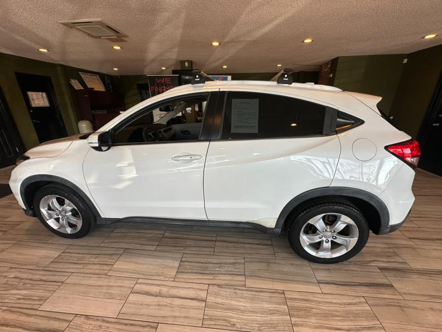 2016 Honda HR-V AWD 4dr CVT EX-L w/Navi, available for sale in West Hartford, Connecticut | AutoMax. West Hartford, Connecticut 2016 Honda HR-V AWD 4dr CVT EX-L w/Navi, available for sale in West Hartford, Connecticut | AutoMax. West Hartford, Connecticut