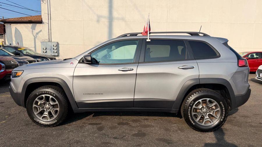 2021 Jeep Cherokee TrailHawk Sport Utility 4D, available for sale in Linden, New Jersey | Route 27 Auto Mall. Linden, New Jersey 2021 Jeep Cherokee TrailHawk Sport Utility 4D, available for sale in Linden, New Jersey | Route 27 Auto Mall. Linden, New Jersey