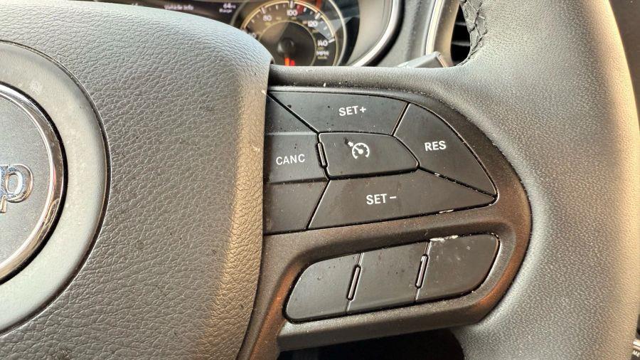 2021 Jeep Cherokee TrailHawk Sport Utility 4D, available for sale in Linden, New Jersey | Route 27 Auto Mall. Linden, New Jersey 2021 Jeep Cherokee TrailHawk Sport Utility 4D, available for sale in Linden, New Jersey | Route 27 Auto Mall. Linden, New Jersey