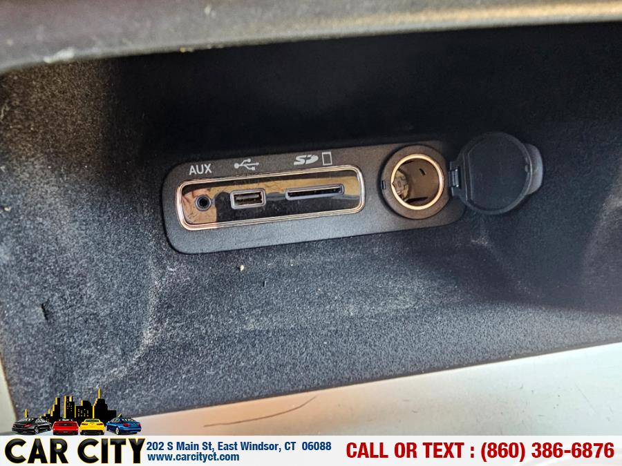 2014 Jeep Grand Cherokee 4WD 4dr Limited, available for sale in East Windsor, Connecticut | Car City LLC. East Windsor, Connecticut 2014 Jeep Grand Cherokee 4WD 4dr Limited, available for sale in East Windsor, Connecticut | Car City LLC. East Windsor, Connecticut