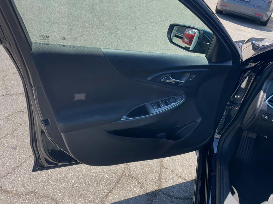 2020 Chevrolet Malibu 4dr Sdn LT, available for sale in Hawaiian Gardens, California | Luxe Motors. Hawaiian Gardens, California 2020 Chevrolet Malibu 4dr Sdn LT, available for sale in Hawaiian Gardens, California | Luxe Motors. Hawaiian Gardens, California