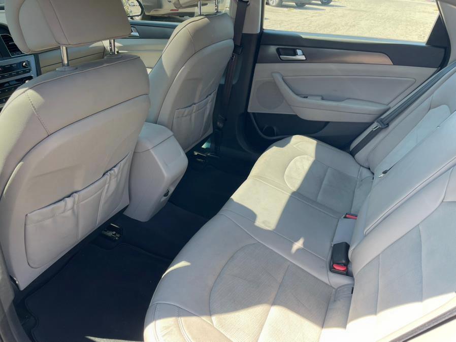 2017 Hyundai Sonata Sport 2.4L PZEV, available for sale in Hawaiian Gardens, California | Luxe Motors. Hawaiian Gardens, California 2017 Hyundai Sonata Sport 2.4L PZEV, available for sale in Hawaiian Gardens, California | Luxe Motors. Hawaiian Gardens, California