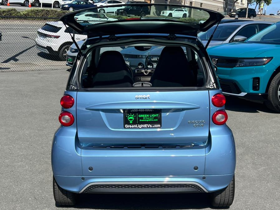 2014 Smart fortwo electric drive Passion Coupe, available for sale in Daly City, California | Green Light Auto Wholesale. Daly City, California 2014 Smart fortwo electric drive Passion Coupe, available for sale in Daly City, California | Green Light Auto Wholesale. Daly City, California