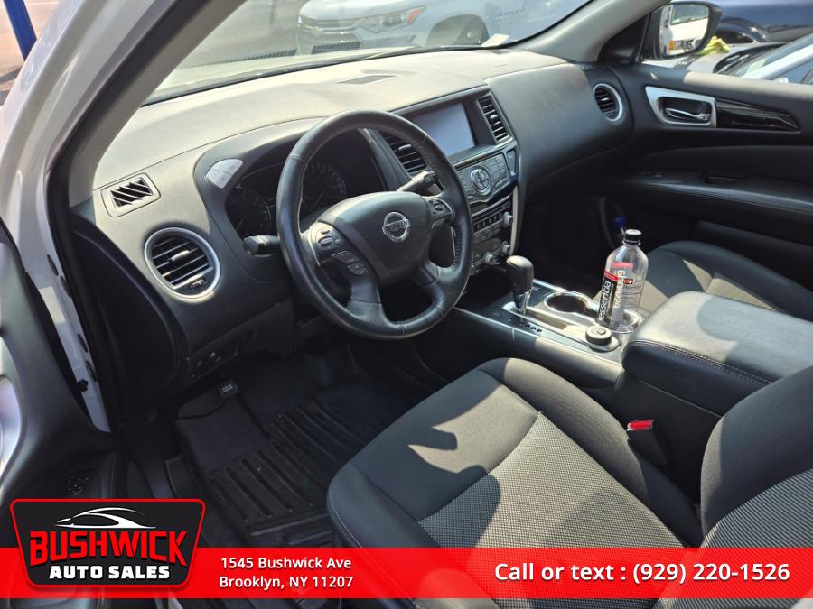 2019 Nissan Pathfinder 4x4 SV, available for sale in Hempstead, New York | VIP Auto Credit Express. Hempstead, New York 2019 Nissan Pathfinder 4x4 SV, available for sale in Hempstead, New York | VIP Auto Credit Express. Hempstead, New York