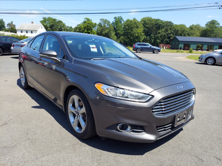 2016 Ford Fusion 4dr Sdn SE FWD, available for sale in East Windsor, Connecticut | United Auto Sales of E Windsor, Inc. East Windsor, Connecticut 2016 Ford Fusion 4dr Sdn SE FWD, available for sale in East Windsor, Connecticut | United Auto Sales of E Windsor, Inc. East Windsor, Connecticut