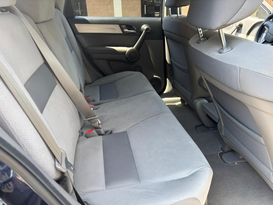 2011 Honda CR-V 4WD 5dr SE, available for sale in Somers, Connecticut | Four Town Motors LLC. Somers, Connecticut 2011 Honda CR-V 4WD 5dr SE, available for sale in Somers, Connecticut | Four Town Motors LLC. Somers, Connecticut