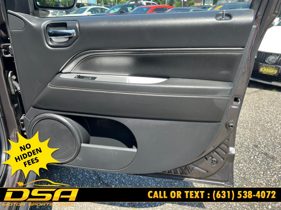 2016 Jeep Compass 4WD 4dr Latitude, available for sale in Commack, New York | DSA Motor Sports Corp. Commack, New York 2016 Jeep Compass 4WD 4dr Latitude, available for sale in Commack, New York | DSA Motor Sports Corp. Commack, New York