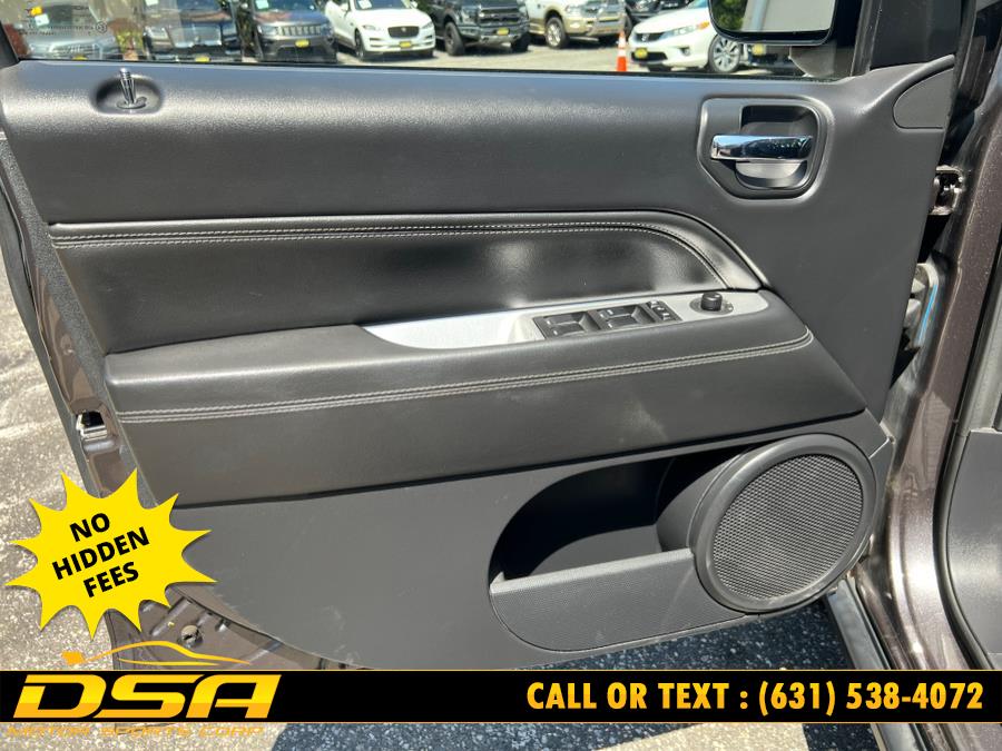 2016 Jeep Compass 4WD 4dr Latitude, available for sale in Commack, New York | DSA Motor Sports Corp. Commack, New York 2016 Jeep Compass 4WD 4dr Latitude, available for sale in Commack, New York | DSA Motor Sports Corp. Commack, New York