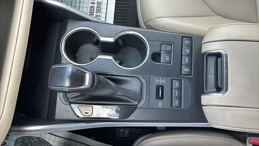 2021 Toyota Highlander XLE Sport Utility 4D, available for sale in NEW BRITAIN, Connecticut | Prestige Auto Superstore. NEW BRITAIN, Connecticut 2021 Toyota Highlander XLE Sport Utility 4D, available for sale in NEW BRITAIN, Connecticut | Prestige Auto Superstore. NEW BRITAIN, Connecticut