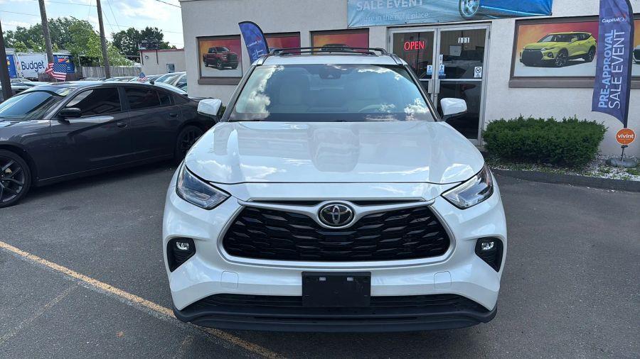 2021 Toyota Highlander XLE Sport Utility 4D, available for sale in NEW BRITAIN, Connecticut | Prestige Auto Superstore. NEW BRITAIN, Connecticut 2021 Toyota Highlander XLE Sport Utility 4D, available for sale in NEW BRITAIN, Connecticut | Prestige Auto Superstore. NEW BRITAIN, Connecticut