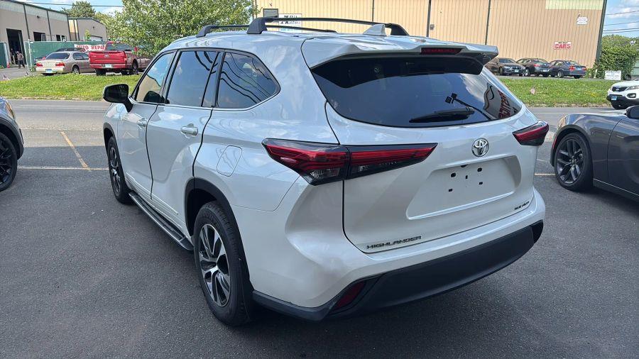 2021 Toyota Highlander XLE Sport Utility 4D, available for sale in NEW BRITAIN, Connecticut | Prestige Auto Superstore. NEW BRITAIN, Connecticut 2021 Toyota Highlander XLE Sport Utility 4D, available for sale in NEW BRITAIN, Connecticut | Prestige Auto Superstore. NEW BRITAIN, Connecticut
