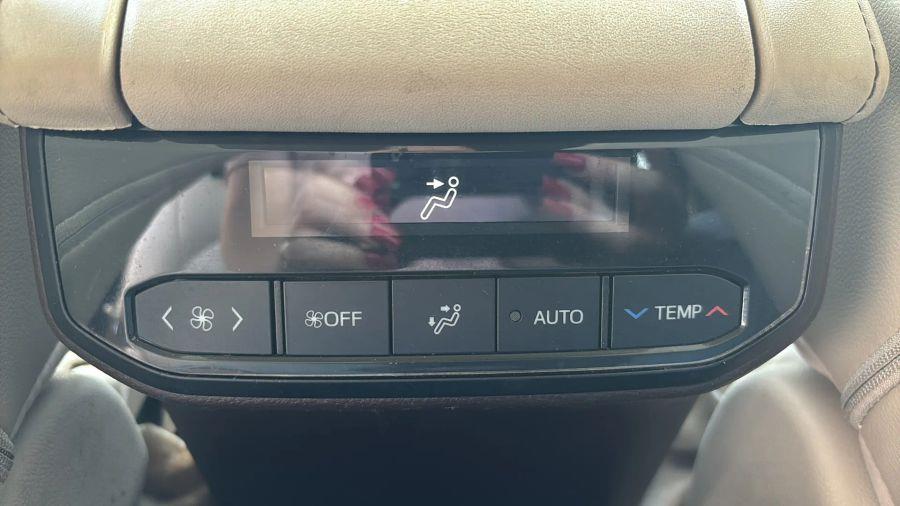 2021 Toyota Highlander XLE Sport Utility 4D, available for sale in NEW BRITAIN, Connecticut | Prestige Auto Superstore. NEW BRITAIN, Connecticut 2021 Toyota Highlander XLE Sport Utility 4D, available for sale in NEW BRITAIN, Connecticut | Prestige Auto Superstore. NEW BRITAIN, Connecticut