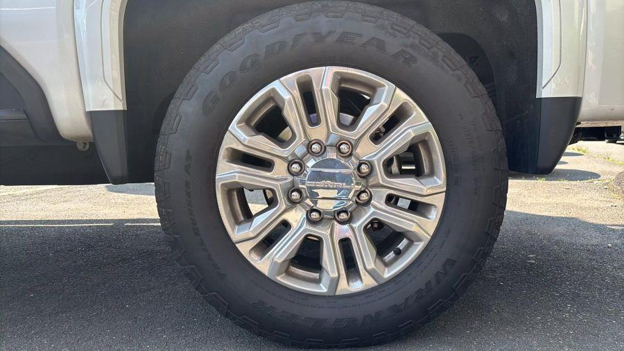 2022 GMC Sierra 2500 Hd Crew Cab Denali Pickup 4D 6 1/2 ft, available for sale in NEW BRITAIN, Connecticut | Prestige Auto Superstore. NEW BRITAIN, Connecticut 2022 GMC Sierra 2500 Hd Crew Cab Denali Pickup 4D 6 1/2 ft, available for sale in NEW BRITAIN, Connecticut | Prestige Auto Superstore. NEW BRITAIN, Connecticut