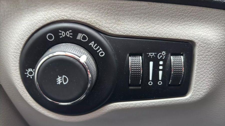 2021 Jeep Compass Limited Sport Utility 4D, available for sale in NEW BRITAIN, Connecticut | Prestige Auto Superstore. NEW BRITAIN, Connecticut 2021 Jeep Compass Limited Sport Utility 4D, available for sale in NEW BRITAIN, Connecticut | Prestige Auto Superstore. NEW BRITAIN, Connecticut