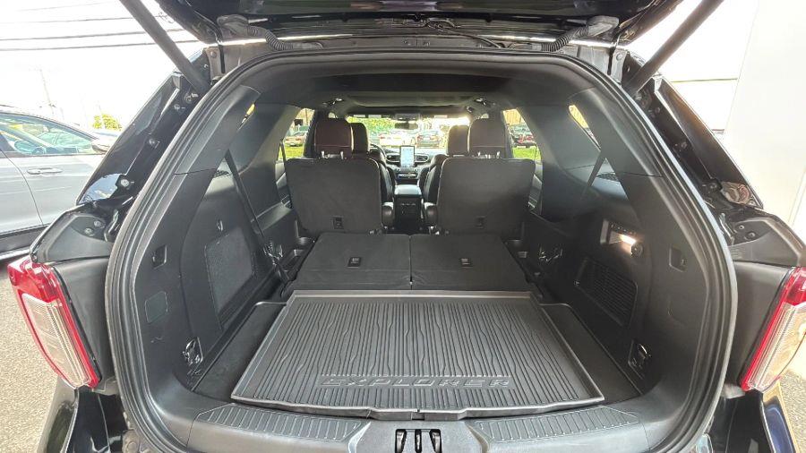 2020 Ford Explorer Platinum Sport Utility 4D, available for sale in NEW BRITAIN, Connecticut | Prestige Auto Superstore. NEW BRITAIN, Connecticut 2020 Ford Explorer Platinum Sport Utility 4D, available for sale in NEW BRITAIN, Connecticut | Prestige Auto Superstore. NEW BRITAIN, Connecticut
