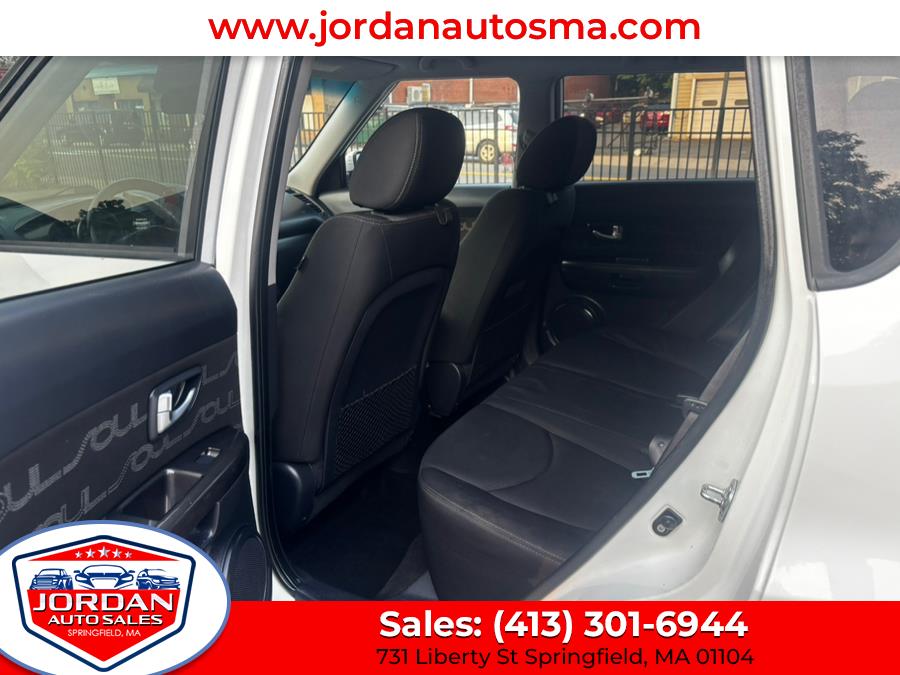 2013 Kia Soul 5dr Wgn Auto +, available for sale in Springfield, Massachusetts | Jordan Auto Sales. Springfield, Massachusetts 2013 Kia Soul 5dr Wgn Auto +, available for sale in Springfield, Massachusetts | Jordan Auto Sales. Springfield, Massachusetts