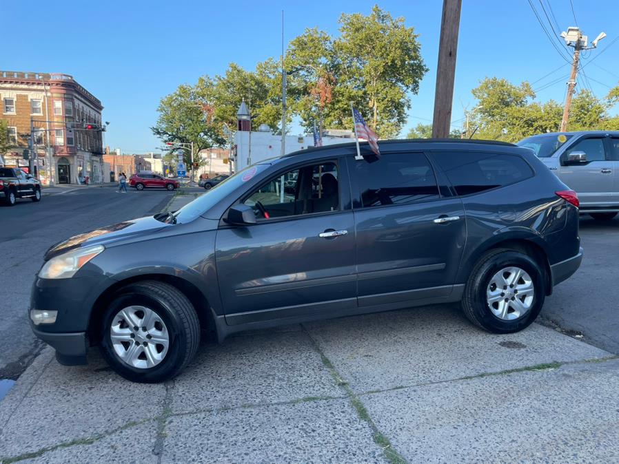 2011 Chevrolet Traverse AWD 4dr LS, available for sale in Plainfield, New Jersey | Best Cars R Us LLC. Plainfield, New Jersey 2011 Chevrolet Traverse AWD 4dr LS, available for sale in Plainfield, New Jersey | Best Cars R Us LLC. Plainfield, New Jersey