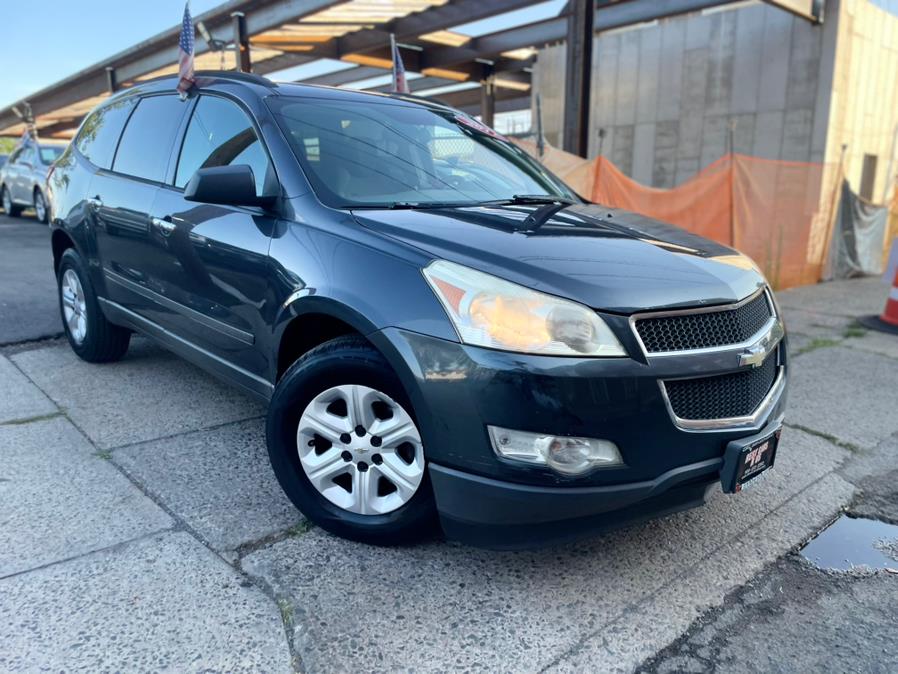 2011 Chevrolet Traverse AWD 4dr LS, available for sale in Plainfield, New Jersey | Best Cars R Us LLC. Plainfield, New Jersey 2011 Chevrolet Traverse AWD 4dr LS, available for sale in Plainfield, New Jersey | Best Cars R Us LLC. Plainfield, New Jersey