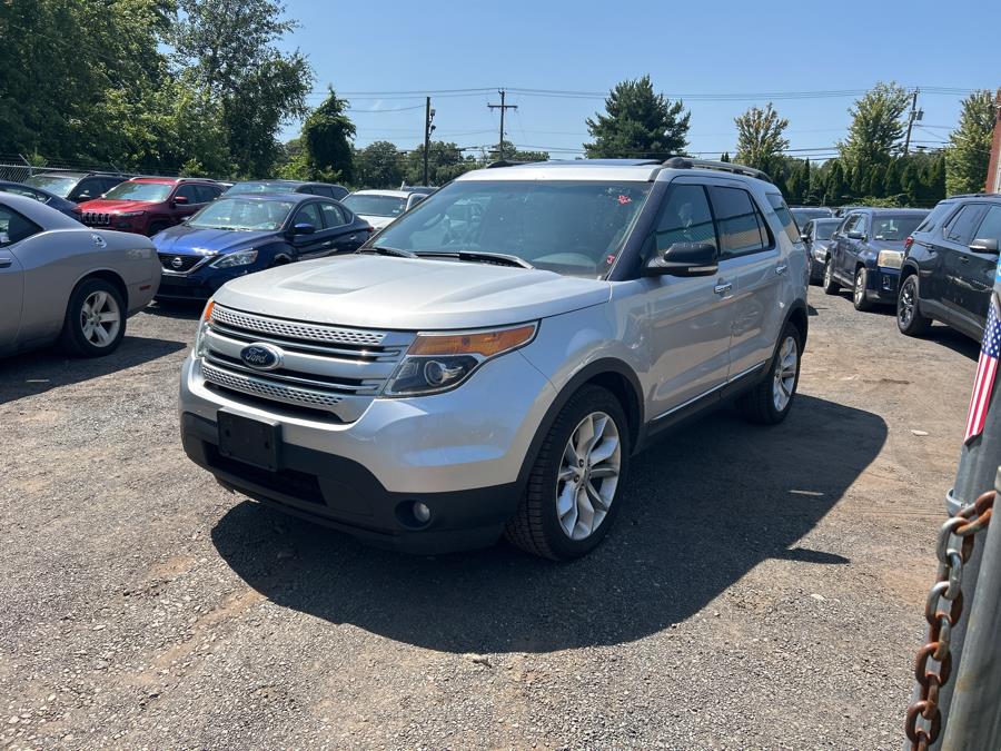 2013 Ford Explorer 4WD 4dr XLT, available for sale in Vernon Rockville, Connecticut | Vernon Motor Cars. Vernon Rockville, Connecticut 2013 Ford Explorer 4WD 4dr XLT, available for sale in Vernon Rockville, Connecticut | Vernon Motor Cars. Vernon Rockville, Connecticut