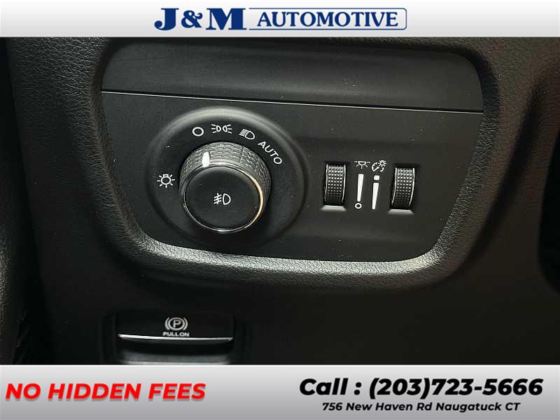2021 Jeep Grand Cherokee L Overland, available for sale in Naugatuck, Connecticut | J&M Automotive Sls&Svc LLC. Naugatuck, Connecticut 2021 Jeep Grand Cherokee L Overland, available for sale in Naugatuck, Connecticut | J&M Automotive Sls&Svc LLC. Naugatuck, Connecticut