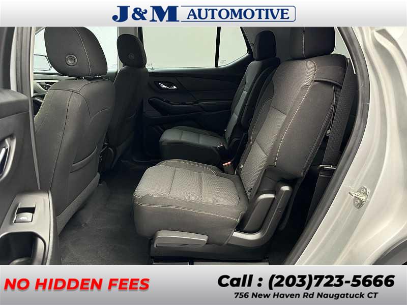 2019 Chevrolet Traverse LT Cloth, available for sale in Naugatuck, Connecticut | J&M Automotive Sls&Svc LLC. Naugatuck, Connecticut 2019 Chevrolet Traverse LT Cloth, available for sale in Naugatuck, Connecticut | J&M Automotive Sls&Svc LLC. Naugatuck, Connecticut