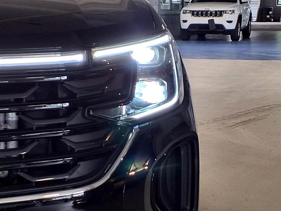 2024 Volkswagen Atlas Cross Sport SE Technology photo 4