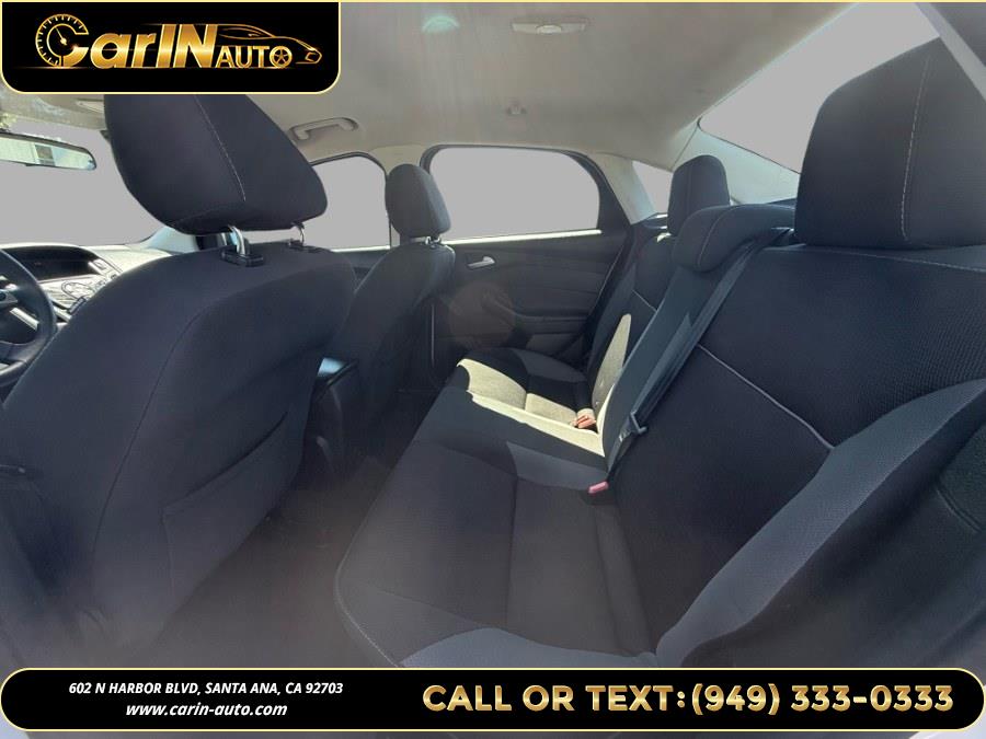 2014 Ford Focus 4dr Sdn SE, available for sale in Santa Ana, California | Carin Auto. Santa Ana, California 2014 Ford Focus 4dr Sdn SE, available for sale in Santa Ana, California | Carin Auto. Santa Ana, California