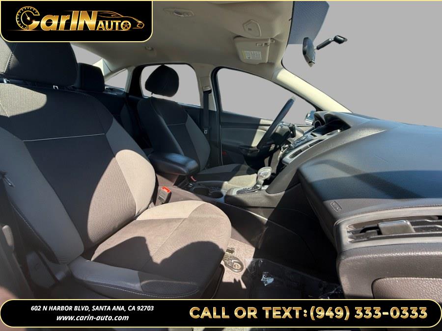 2014 Ford Focus 4dr Sdn SE, available for sale in Santa Ana, California | Carin Auto. Santa Ana, California 2014 Ford Focus 4dr Sdn SE, available for sale in Santa Ana, California | Carin Auto. Santa Ana, California