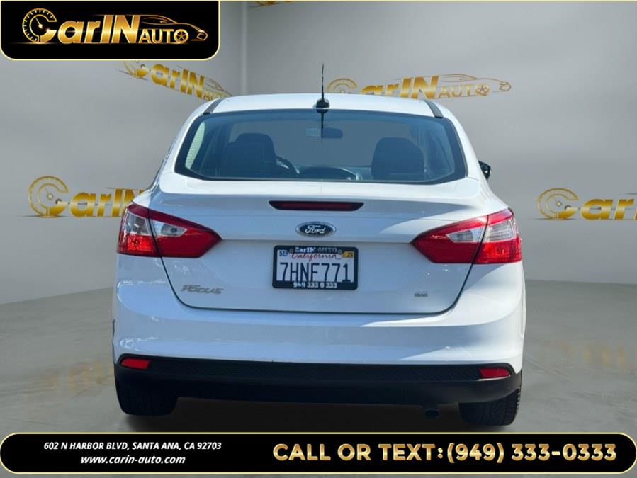 2014 Ford Focus 4dr Sdn SE, available for sale in Santa Ana, California | Carin Auto. Santa Ana, California 2014 Ford Focus 4dr Sdn SE, available for sale in Santa Ana, California | Carin Auto. Santa Ana, California