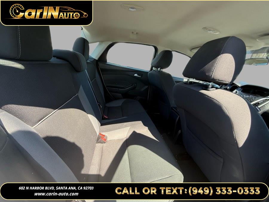 2014 Ford Focus 4dr Sdn SE, available for sale in Santa Ana, California | Carin Auto. Santa Ana, California 2014 Ford Focus 4dr Sdn SE, available for sale in Santa Ana, California | Carin Auto. Santa Ana, California
