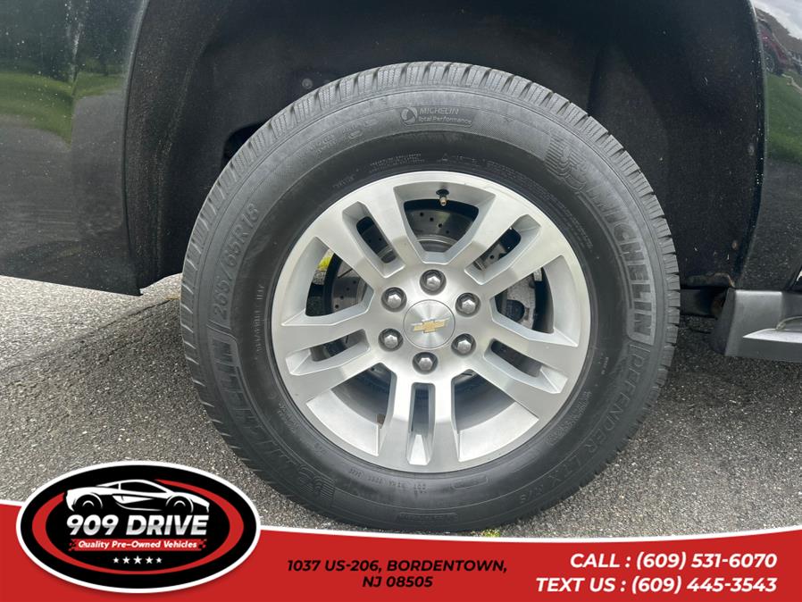 2018 Chevrolet Suburban LT, available for sale in BORDENTOWN, New Jersey | 909 Drive. BORDENTOWN, New Jersey 2018 Chevrolet Suburban LT, available for sale in BORDENTOWN, New Jersey | 909 Drive. BORDENTOWN, New Jersey