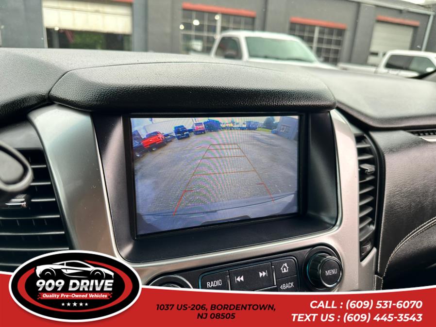 2018 Chevrolet Suburban LT, available for sale in BORDENTOWN, New Jersey | 909 Drive. BORDENTOWN, New Jersey 2018 Chevrolet Suburban LT, available for sale in BORDENTOWN, New Jersey | 909 Drive. BORDENTOWN, New Jersey