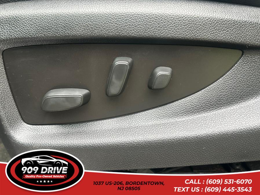 2018 Chevrolet Suburban LT, available for sale in BORDENTOWN, New Jersey | 909 Drive. BORDENTOWN, New Jersey 2018 Chevrolet Suburban LT, available for sale in BORDENTOWN, New Jersey | 909 Drive. BORDENTOWN, New Jersey