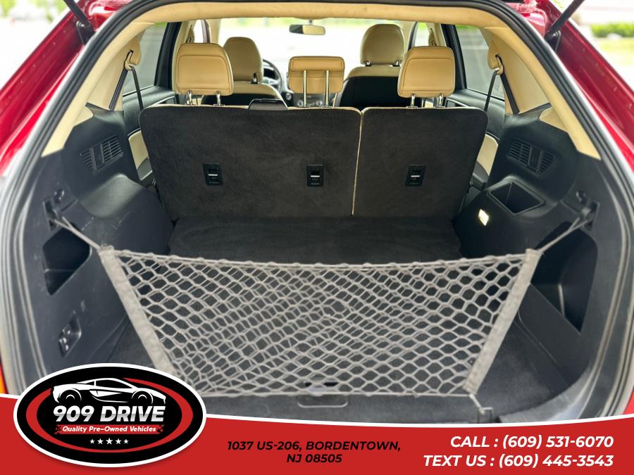 2016 Ford Edge SEL, available for sale in BORDENTOWN, New Jersey | 909 Drive. BORDENTOWN, New Jersey 2016 Ford Edge SEL, available for sale in BORDENTOWN, New Jersey | 909 Drive. BORDENTOWN, New Jersey
