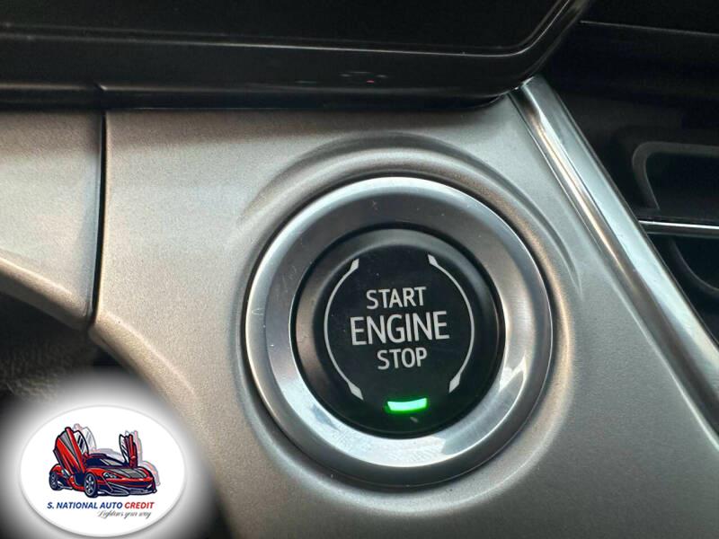 2024 Chevrolet Trax FWD 4dr LT, available for sale in Meriden, Connecticut | Sandra Auto Broker LLC. Meriden, Connecticut 2024 Chevrolet Trax FWD 4dr LT, available for sale in Meriden, Connecticut | Sandra Auto Broker LLC. Meriden, Connecticut