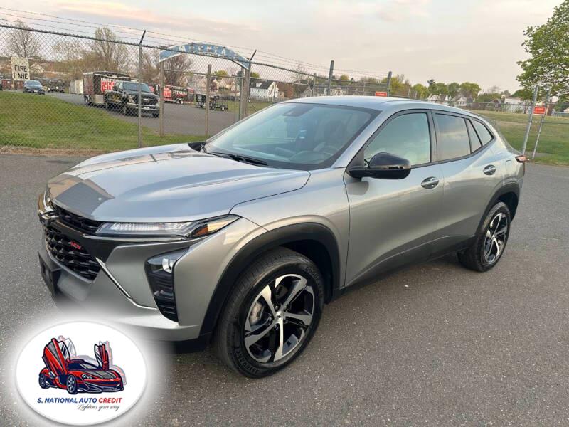 2024 Chevrolet Trax FWD 4dr 1RS, available for sale in Meriden, Connecticut | Sandra Auto Broker LLC. Meriden, Connecticut 2024 Chevrolet Trax FWD 4dr 1RS, available for sale in Meriden, Connecticut | Sandra Auto Broker LLC. Meriden, Connecticut