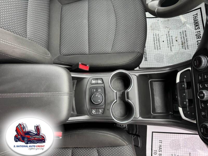 2022 GMC Terrain AWD 4dr SLE, available for sale in Meriden, Connecticut | Sandra Auto Broker LLC. Meriden, Connecticut 2022 GMC Terrain AWD 4dr SLE, available for sale in Meriden, Connecticut | Sandra Auto Broker LLC. Meriden, Connecticut