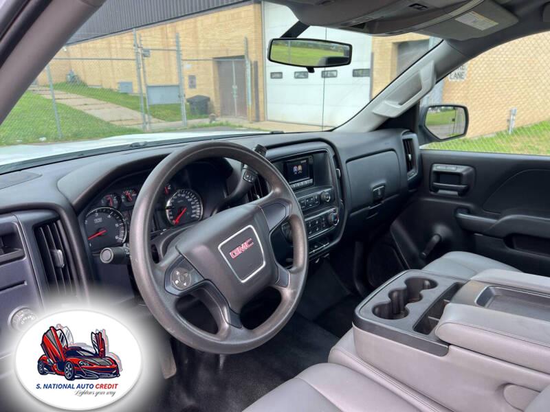 2015 GMC Sierra 1500 2WD Reg Cab 133.0", available for sale in Meriden, Connecticut | Sandra Auto Broker LLC. Meriden, Connecticut 2015 GMC Sierra 1500 2WD Reg Cab 133.0", available for sale in Meriden, Connecticut | Sandra Auto Broker LLC. Meriden, Connecticut