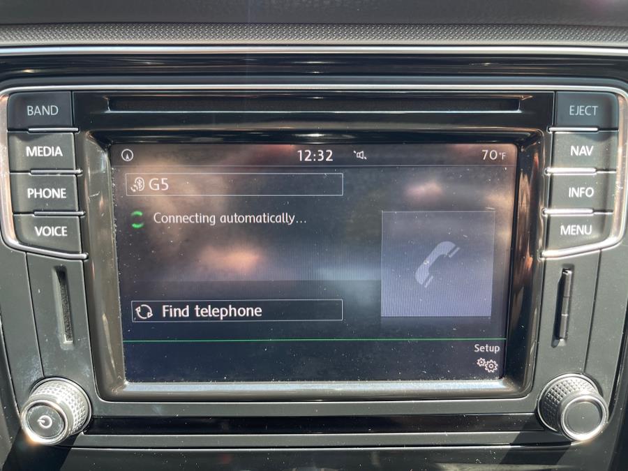 2017 Volkswagen Passat 1.8T SE w/Technology Auto, available for sale in Bloomfield, Connecticut | AXA Car Sales and Repair LLC. Bloomfield, Connecticut 2017 Volkswagen Passat 1.8T SE w/Technology Auto, available for sale in Bloomfield, Connecticut | AXA Car Sales and Repair LLC. Bloomfield, Connecticut